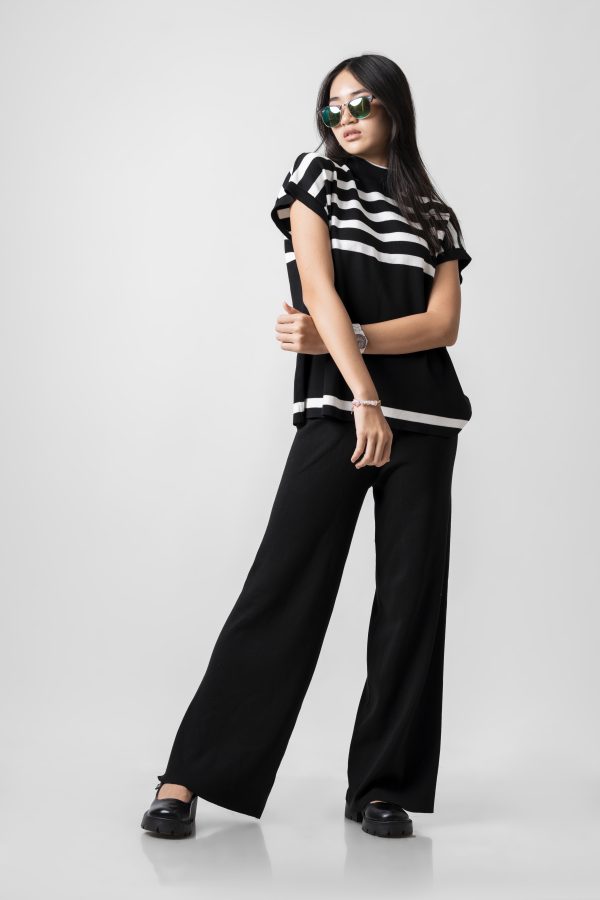 Loose Fit Knitted Top with Elastic waist Pant - Image 3