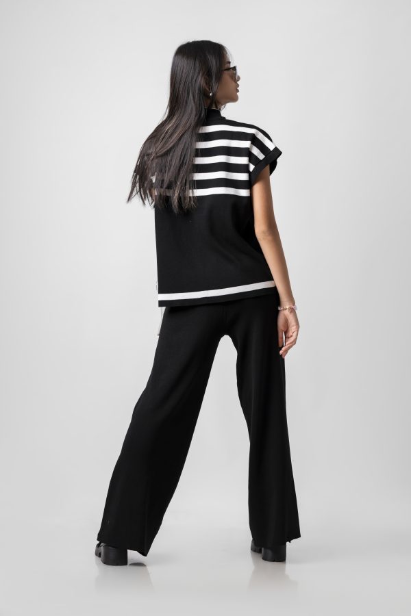 Loose Fit Knitted Top with Elastic waist Pant - Image 5