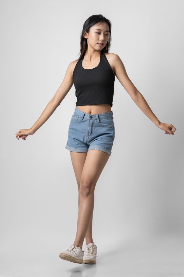 Evaanthe trending halterneck cropped top - Image 2