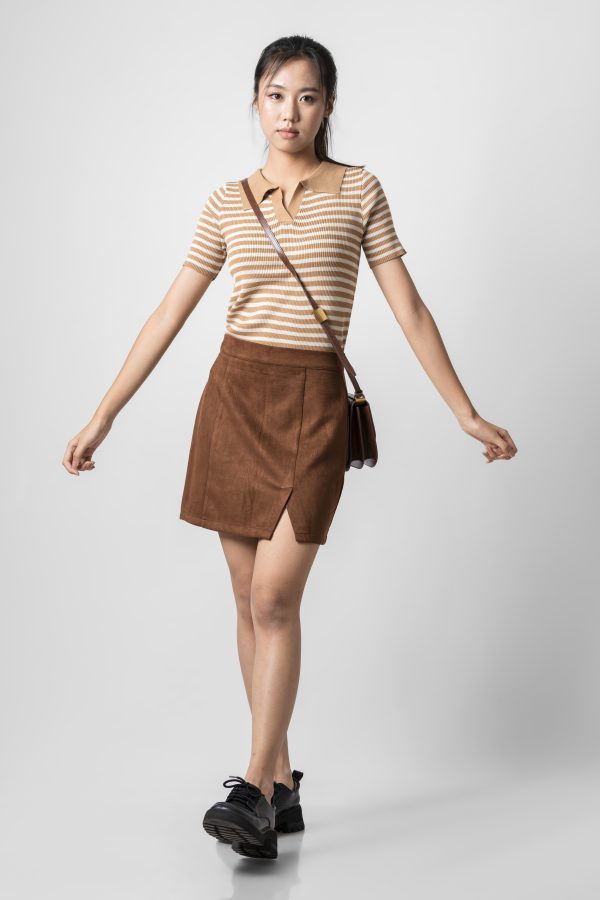 Cute Knitted Crop Top With Snowhite Stripes - Image 2